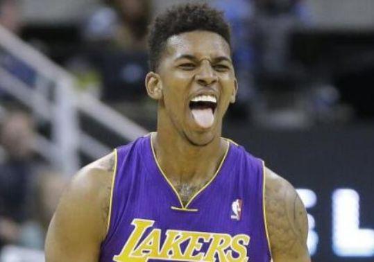 剩者为王！记者晒本赛季可能无缘评奖阵容：詹库东字文班在列（出勤为王！记者盘点本季或无评奖资格阵容：詹库东字文班皆上榜）