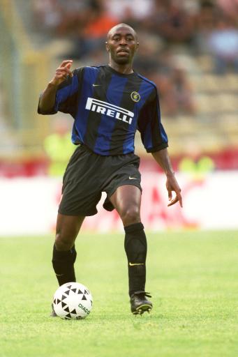 1.5亿买两个同水平的边角料中锋，曼联真是神人 ​（曼联神操作：1.5亿砸下两名水平相仿的边缘中锋）