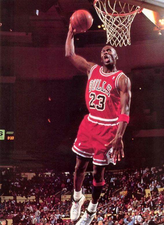 贝尔戈米：国米今天没遇到太多困难，虽赢不了强队但仍能争冠（贝尔戈米：国米今战压力不大，虽难胜强敌仍有争冠实力）