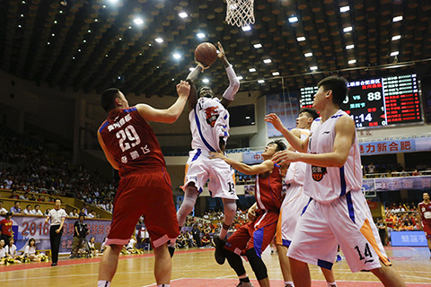 基耶萨：马尔蒂尼是意大利历史最佳；弗林蓬是最快的队友（基耶萨：意大利史上最佳当属马尔蒂尼，弗林蓬速度队内第一）